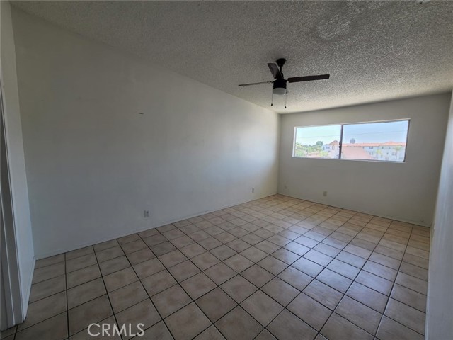 Detail Gallery Image 4 of 7 For 2061 Las Vegas Ave #8,  Pomona,  CA 91767 - 2 Beds | 1 Baths