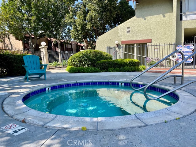 Detail Gallery Image 33 of 37 For 1000 W Macarthur Bld #87,  Santa Ana,  CA 92707 - 1 Beds | 1 Baths
