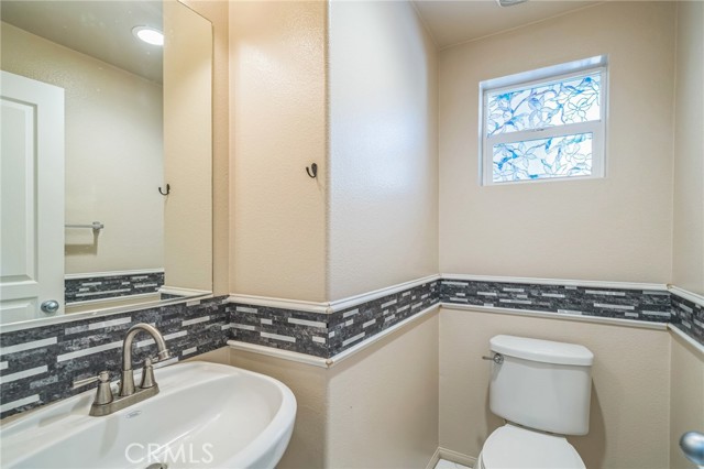 Detail Gallery Image 16 of 32 For 40029 Calle Real #28,  Murrieta,  CA 92563 - 4 Beds | 2/1 Baths