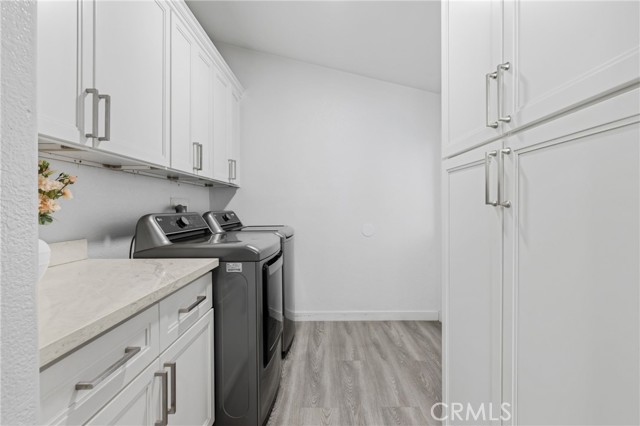 Detail Gallery Image 11 of 24 For 4901 Green River #288,  Corona,  CA 92880 - 4 Beds | 2 Baths