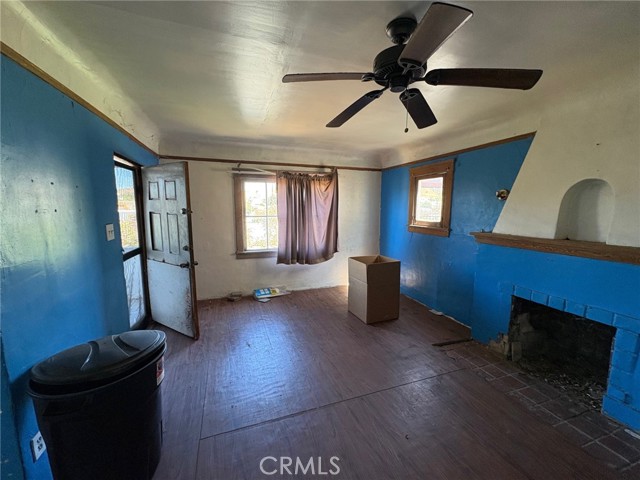 2128 N Marianna Avenue, Los Angeles CA: https://media.crmls.org/medias/f825c3d3-78da-4d25-92fd-cff4b311424d.jpg