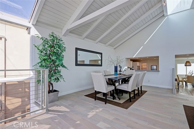 324 Bayview Drive, Hermosa Beach, California 90254, 3 Bedrooms Bedrooms, ,3 BathroomsBathrooms,Residential,Sold,Bayview,SB17236380