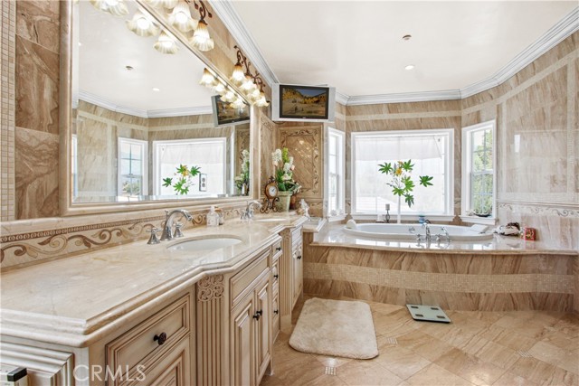 Detail Gallery Image 38 of 72 For 1117 Encanto, Arcadia,  CA 91007 - 6 Beds | 6/1 Baths