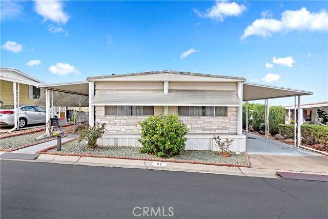 3500 Buchanan Street, Riverside CA: https://media.crmls.org/medias/f82834b2-89d5-4769-a9df-ec287fec7ebe.jpg