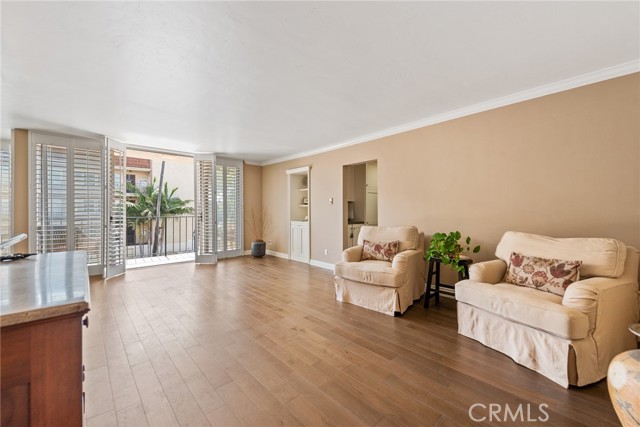 Detail Gallery Image 8 of 33 For 2772 2a E 2nd St #A2,  Long Beach,  CA 90803 - 2 Beds | 2 Baths