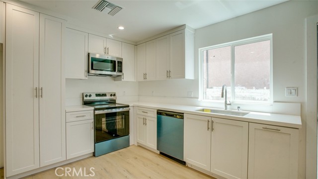 5903 Bonsallo Avenue, Los Angeles CA: https://media.crmls.org/medias/f8287ebf-5d79-4110-bc22-6738834d80b7.jpg