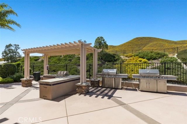 29530 Winding Brook Drive, Menifee CA: https://media.crmls.org/medias/f82890bb-fd19-4473-ae27-b10783cf9351.jpg