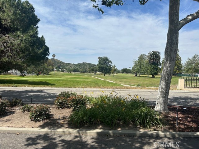Detail Gallery Image 3 of 21 For 24 Gitana, Camarillo,  CA 93012 - 3 Beds | 2 Baths