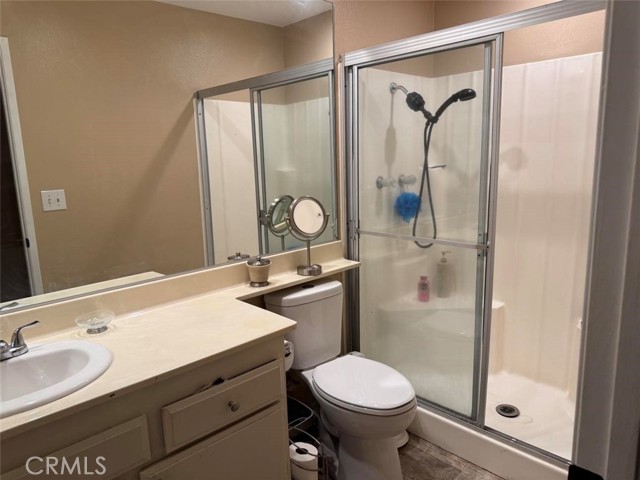 24389 La Glorita Circle, Newhall CA: https://media.crmls.org/medias/f8299564-219e-4f82-ac95-3b171d5054d3.jpg