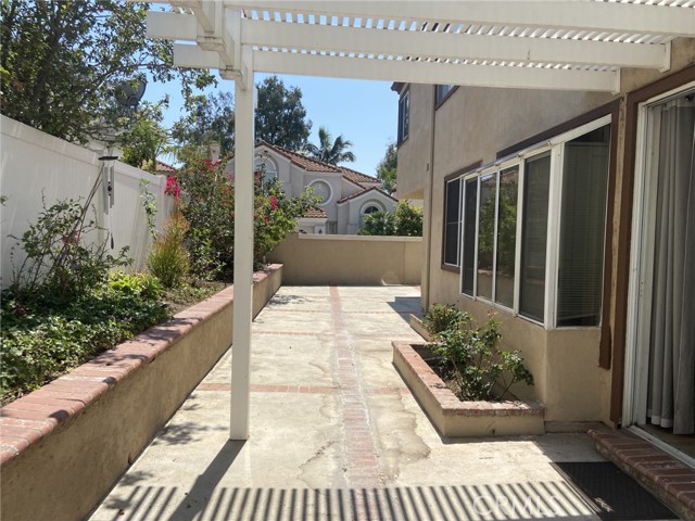 Detail Gallery Image 17 of 17 For 14 Montage, Irvine,  CA 92614 - 4 Beds | 2/1 Baths
