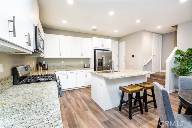 30 Prominence, Foothill Ranch, CA, 92610 30 Prominence, Foothill Ranch, CA, 92610