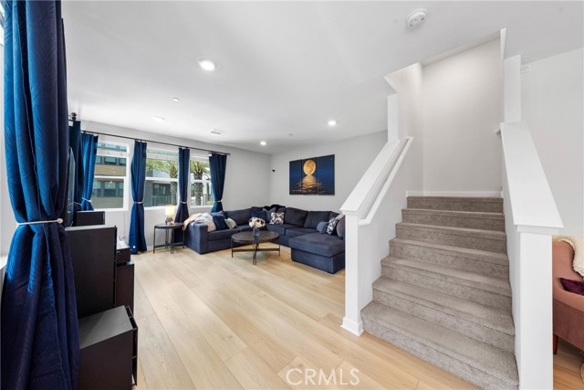 710 S Grable Circle, Orange CA: https://media.crmls.org/medias/f82a38a1-777f-48e1-b80f-5d7152460f0d.jpg