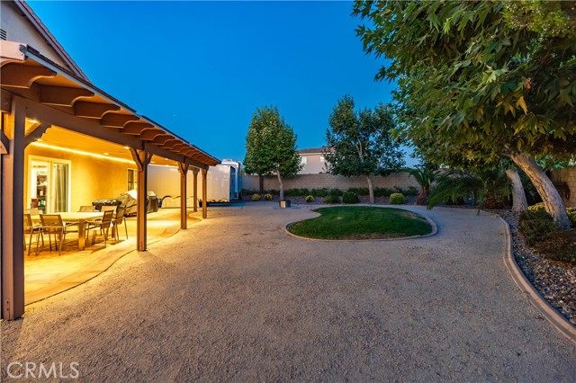 41703 Firenze Street, Lancaster CA: https://media.crmls.org/medias/f82a3ed1-1acc-468d-bee4-be1bce4171e5.jpg