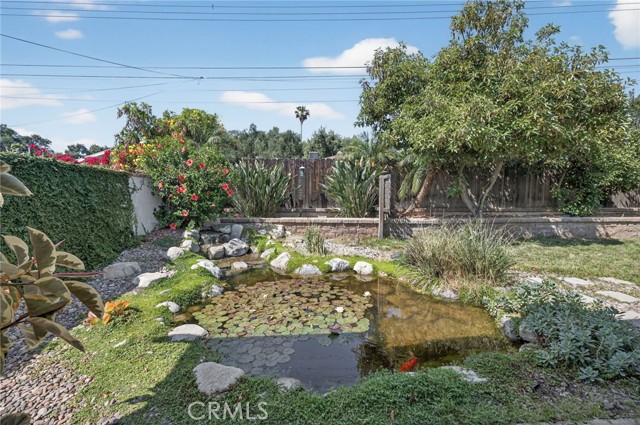 1463 Clock Ave, Redlands CA: https://media.crmls.org/medias/f82af96a-57fb-49f4-81f4-098d0f01fead.jpg