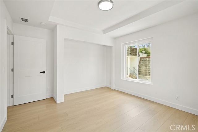 Detail Gallery Image 29 of 49 For 7010 a Lennox Ave a,  Van Nuys,  CA 91405 - 4 Beds | 2 Baths
