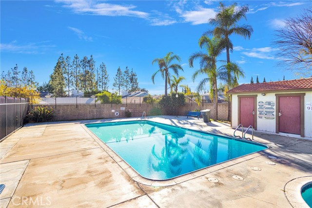 Detail Gallery Image 33 of 35 For 1216 S Cypress Ave #E,  Ontario,  CA 91762 - 2 Beds | 1/1 Baths