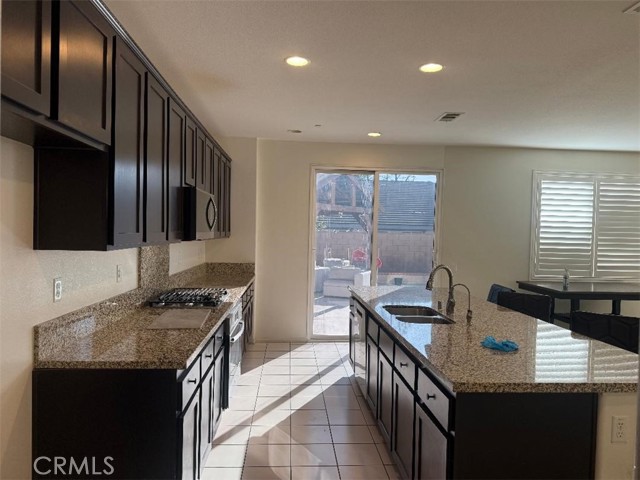 Detail Gallery Image 8 of 26 For 5663 Buckthorn Ct, Chino,  CA 91710 - 4 Beds | 3 Baths