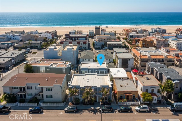 Detail Gallery Image 32 of 36 For 427 Manhattan Ave, Hermosa Beach,  CA 90254 - 2 Beds | 2/1 Baths