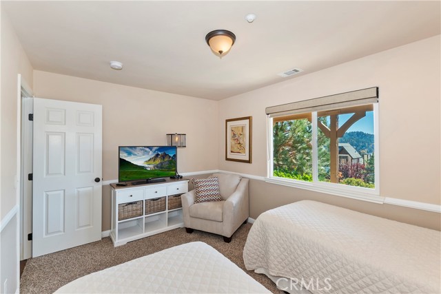 Detail Gallery Image 27 of 49 For 26660 Merced Ln, Lake Arrowhead,  CA 92352 - 3 Beds | 2/1 Baths