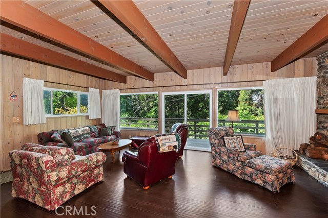 Detail Gallery Image 5 of 49 For 225 Fremont Rd, Lake Arrowhead,  CA 92352 - 3 Beds | 2 Baths