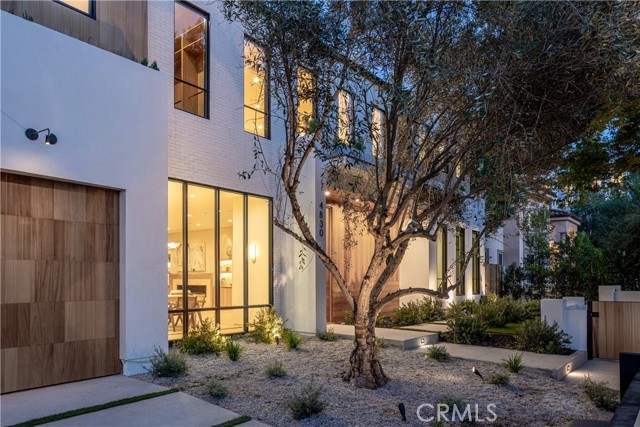 Detail Gallery Image 34 of 34 For 4830 Valjean Ave, Encino,  CA 91436 - 5 Beds | 5/1 Baths