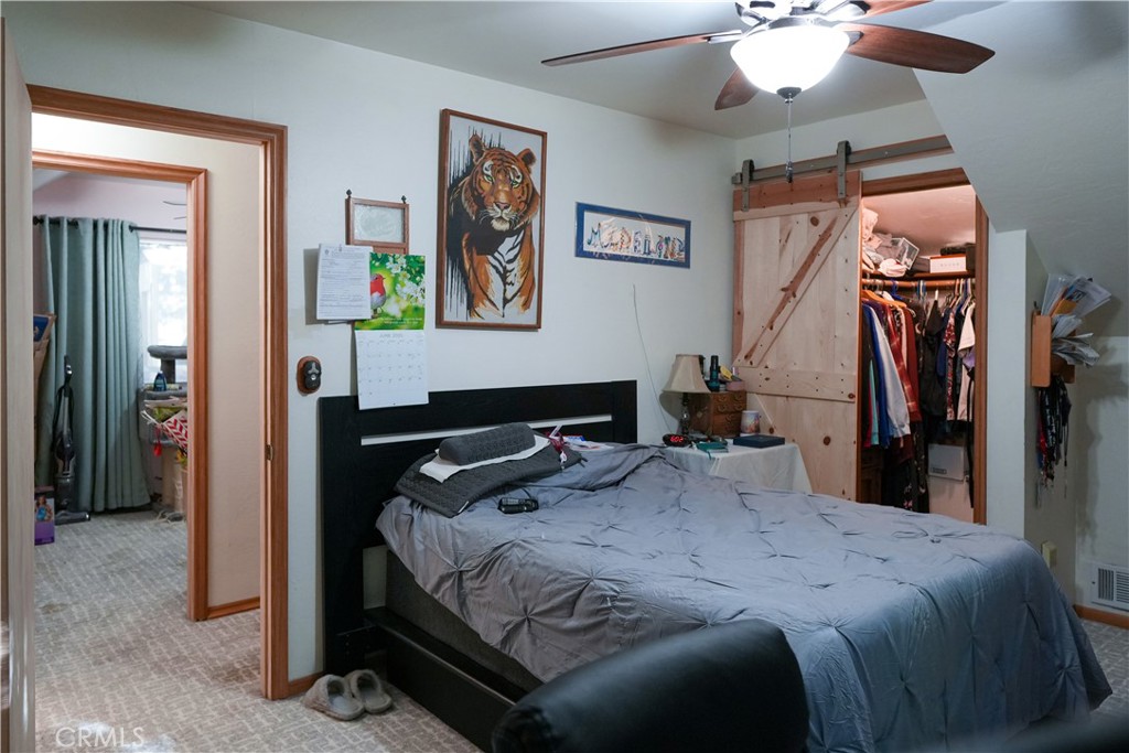 https://media.crmls.org/medias/f830f456-3c7d-4bf9-ab50-923be73c4433.jpg?preset=X-Large