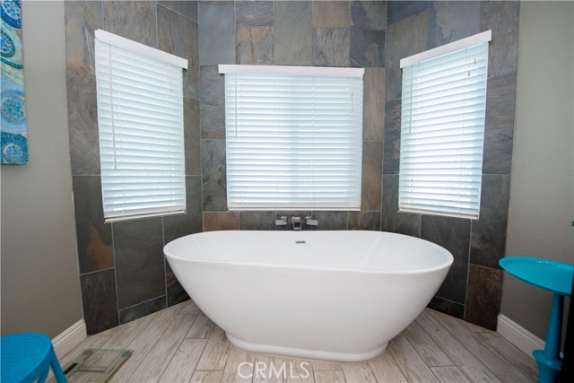 Detail Gallery Image 34 of 73 For 2531 Independence Way, Corona,  CA 92882 - 4 Beds | 3 Baths