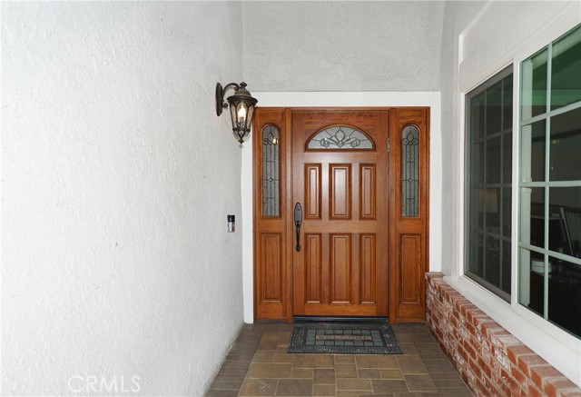 Detail Gallery Image 8 of 74 For 5736 Willowtree Dr, Agoura Hills,  CA 91301 - 4 Beds | 2 Baths