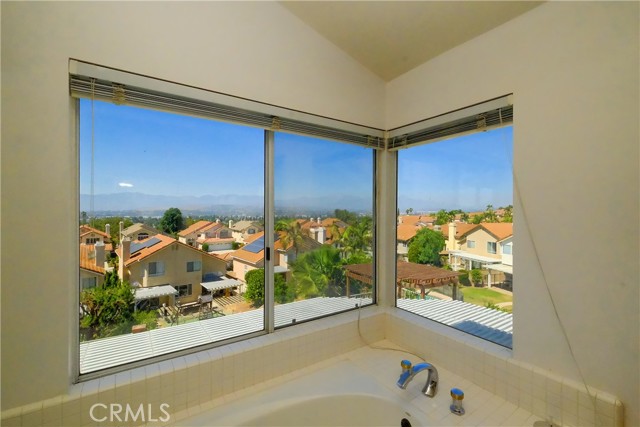 18431 Dancy Street, Rowland Heights CA: https://media.crmls.org/medias/f833a230-3c73-4b1a-86be-12ce6dd51633.jpg