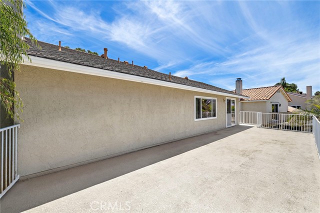 28215 Leticia, Mission Viejo CA: https://media.crmls.org/medias/f833c4bb-078b-4f2a-8244-2ce854c96b20.jpg