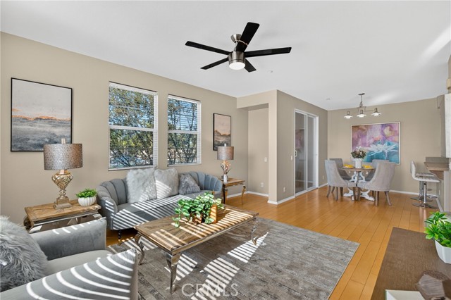 Detail Gallery Image 5 of 20 For 942 S 4th, Montebello,  CA 90640 - 2 Beds | 2/1 Baths