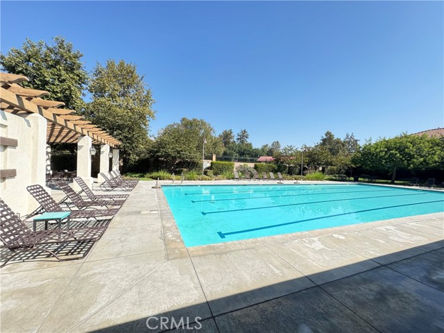 Detail Gallery Image 15 of 16 For 3027 E via Corvina, Ontario,  CA 91764 - 4 Beds | 3 Baths