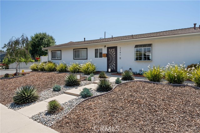 2241 Cordero Avenue, Simi Valley CA: https://media.crmls.org/medias/f835503a-3d33-4854-b197-ce7c497d7c62.jpg