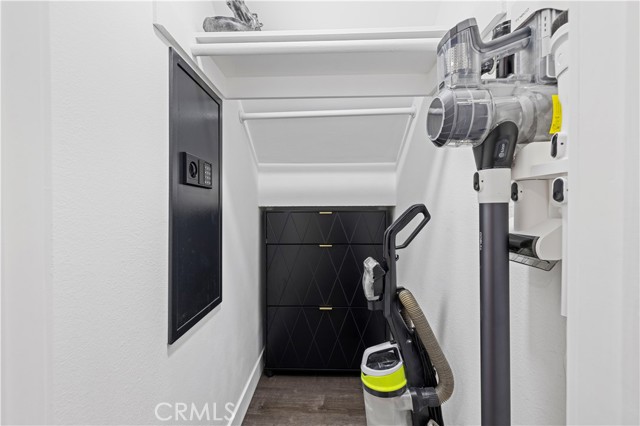 Detail Gallery Image 35 of 46 For 10061 Melinda Way #2,  Northridge,  CA 91325 - 2 Beds | 2/1 Baths