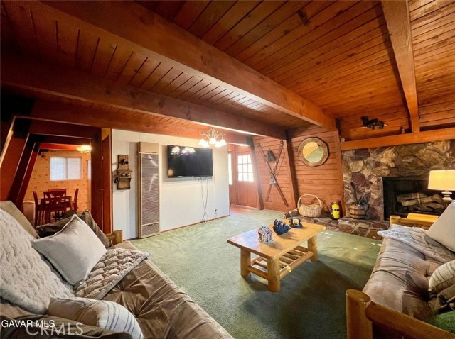 Detail Gallery Image 24 of 43 For 1027 Pine Mountain, Big Bear City,  CA 92314 - 3 Beds | 2/1 Baths