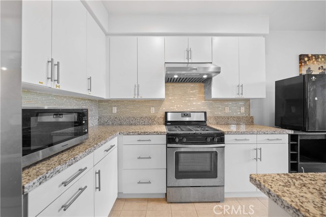 Detail Gallery Image 14 of 41 For 816 S Gladys Ave a,  San Gabriel,  CA 91776 - 2 Beds | 2/1 Baths