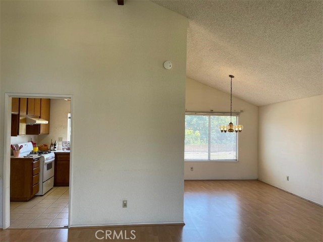 820 Margaret Lane, Walnut CA: https://media.crmls.org/medias/f83a69ef-bc52-4b36-9a1a-6fd638124944.jpg