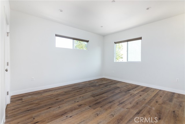 Detail Gallery Image 14 of 18 For 11308 Miranda St, North Hollywood,  CA 91601 - 4 Beds | 4 Baths