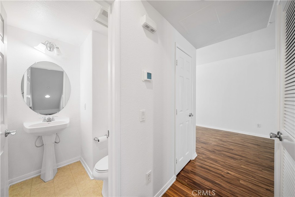 323 Tesoro - photo 10