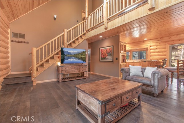 Detail Gallery Image 16 of 60 For 43442 Bow Canyon Road, Big Bear Lake,  CA 92315 - 3 Beds | 2 Baths