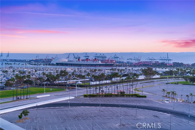 Detail Gallery Image 3 of 37 For 700 E Ocean Bld #1208,  Long Beach,  CA 90802 - 3 Beds | 2 Baths