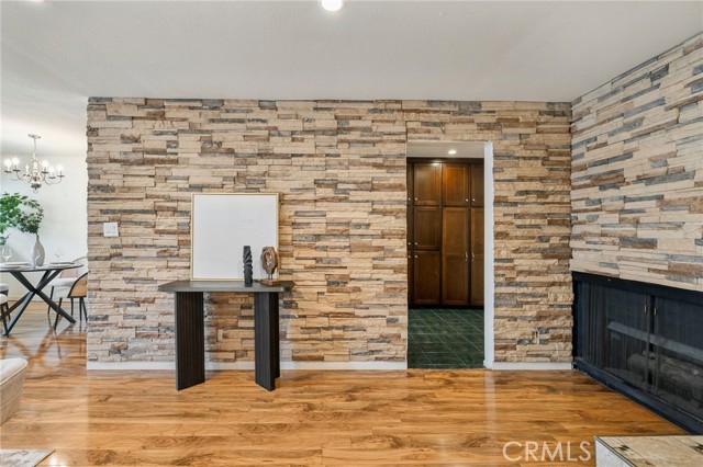 Detail Gallery Image 7 of 40 For 125 S Sierra Madre #215,  Pasadena,  CA 91107 - 2 Beds | 2 Baths