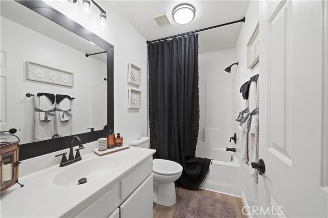 Detail Gallery Image 38 of 56 For 39738 Columbia Union #B,  Murrieta,  CA 92563 - 4 Beds | 2/1 Baths