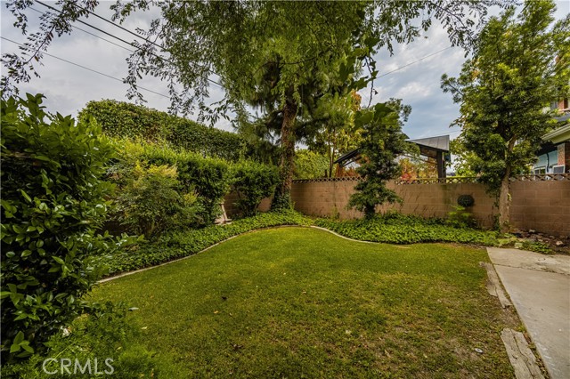 Image 25 of 27 For 390 Peralta Avenue