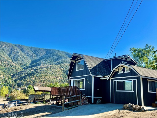 Detail Gallery Image 2 of 35 For 805 Lomita Trl, Frazier Park,  CA 93225 - 3 Beds | 2 Baths