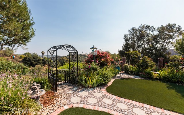 Detail Gallery Image 37 of 44 For 1522 Deerfoot Drive, Diamond Bar,  CA 91765 - 4 Beds | 3 Baths