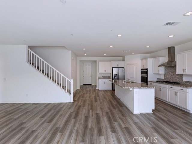 Detail Gallery Image 11 of 39 For 29553 Tulipwood St, Menifee,  CA 92584 - 5 Beds | 3 Baths