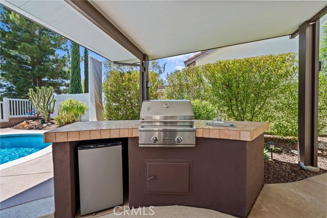 32409 Favara Drive, Temecula CA: https://media.crmls.org/medias/f83f4286-1f3a-4d6a-8cbd-a23be80bdf28.jpg