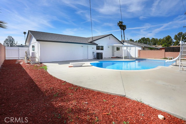 Detail Gallery Image 31 of 32 For 11052 Faye Ave, Garden Grove,  CA 92840 - 3 Beds | 2 Baths