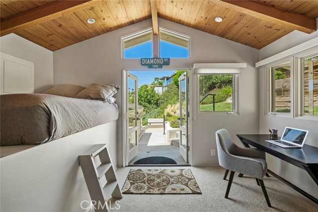 Detail Gallery Image 33 of 56 For 2108 Crestview Dr, Laguna Beach,  CA 92651 - 3 Beds | 2 Baths